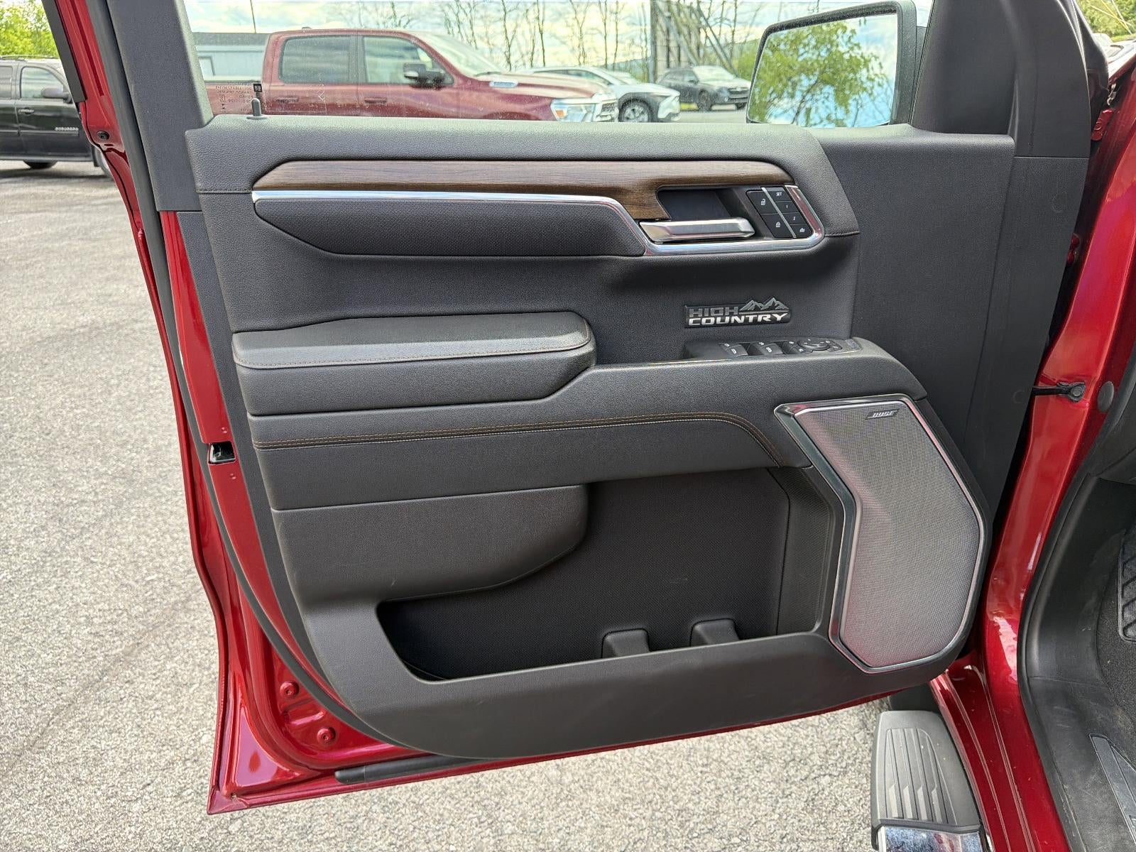 2024 Chevrolet Silverado 1500 Crew Cab Standard Box 4-Wheel Drive High Country
