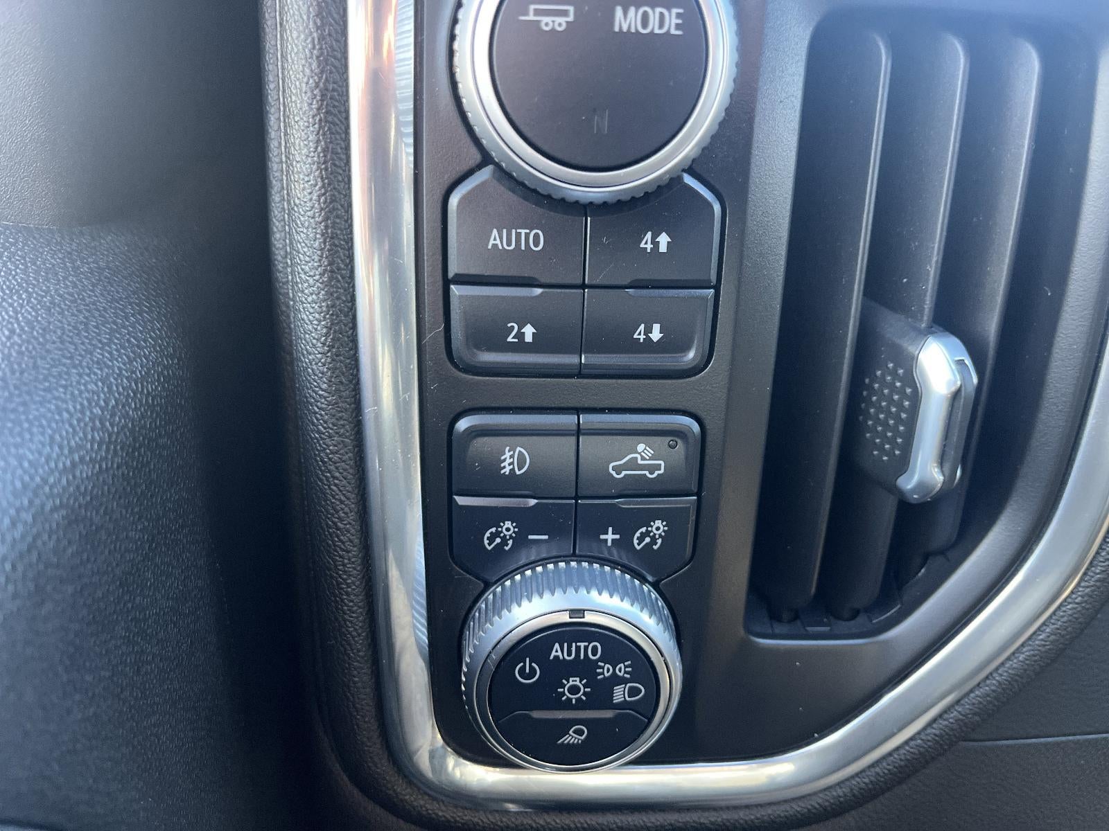 2020 GMC Sierra 2500 HD Crew Cab Standard Box 4-Wheel Drive AT4