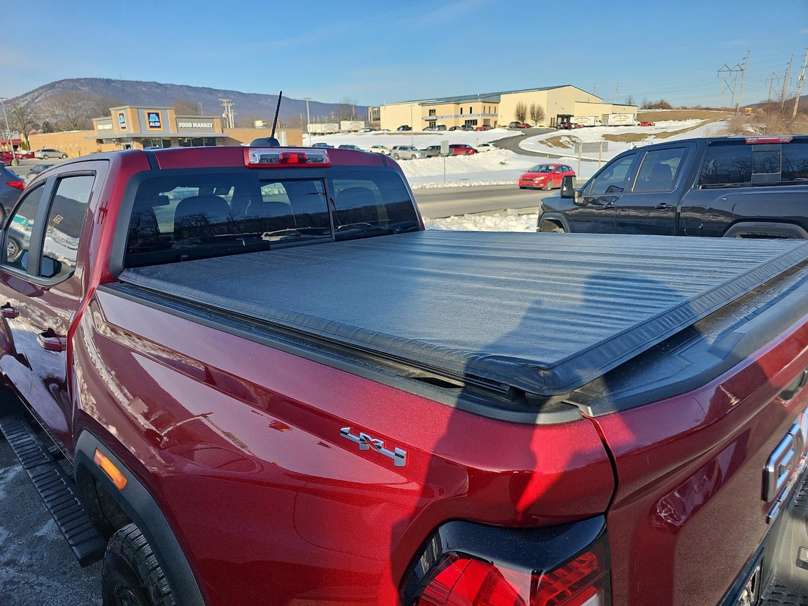 2023 GMC Canyon Crew Cab Short Box 4-Wheel Drive Elevation