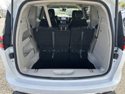 2023 Chrysler Pacifica Touring L FWD