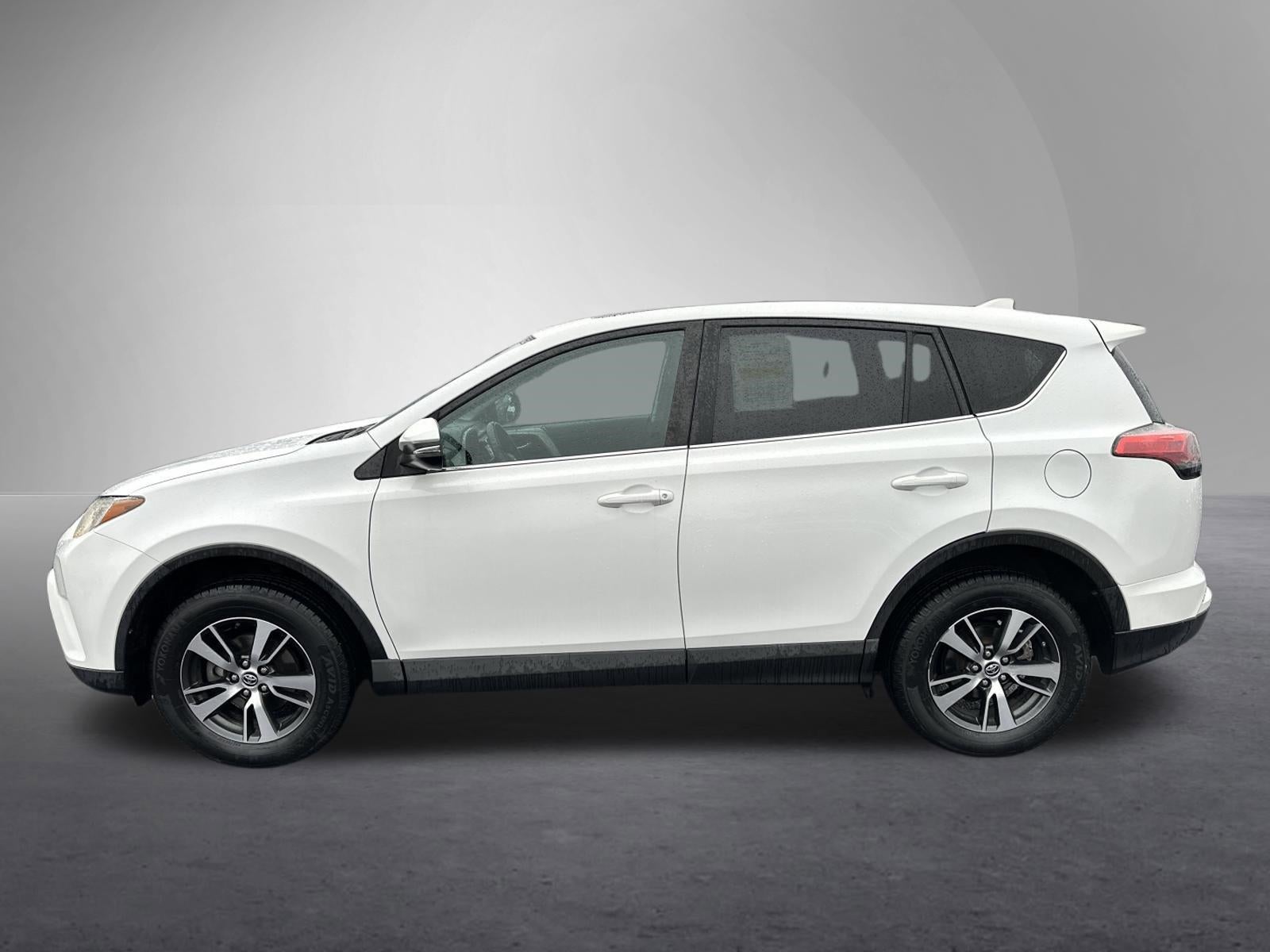 2018 Toyota RAV4 XLE AWD (Natl)