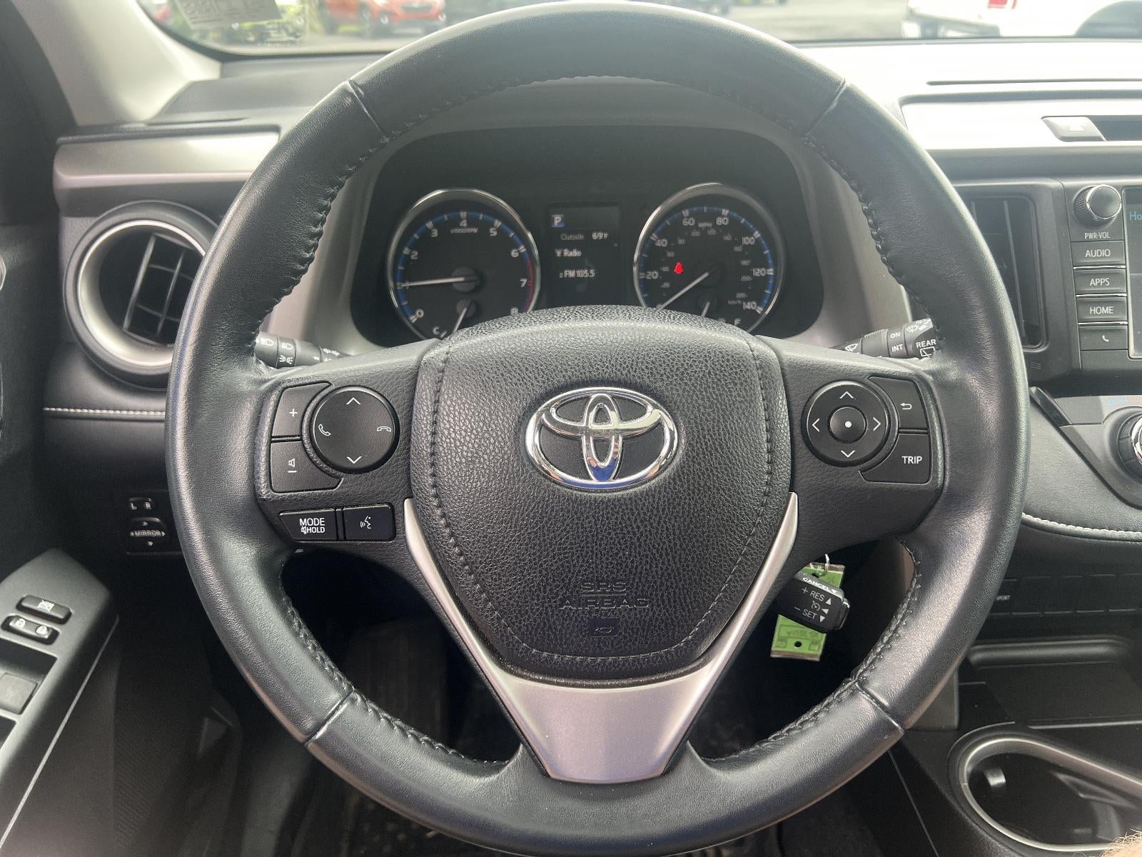 2016 Toyota RAV4 AWD 4dr XLE (Natl)
