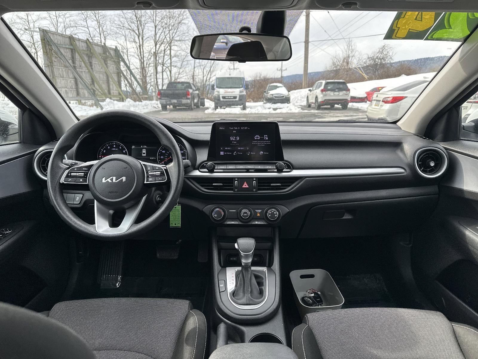 2024 Kia Forte LXS IVT