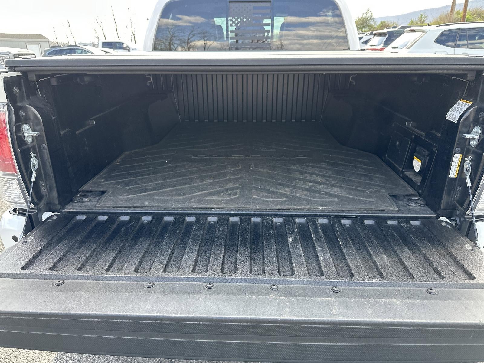 2022 Toyota Tacoma 4WD 4WD TRD Sport Double Cab 5' Bed V6 AT (Natl)