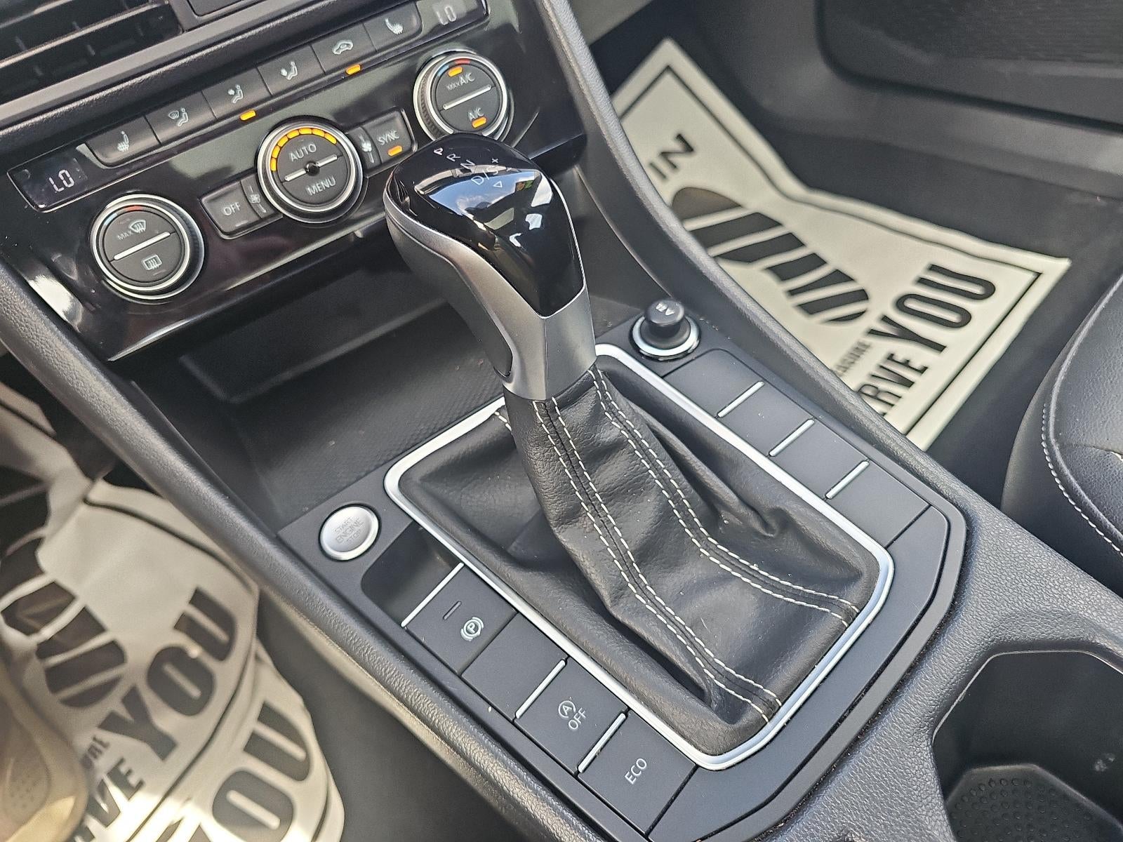 2024 Volkswagen Jetta SE Auto