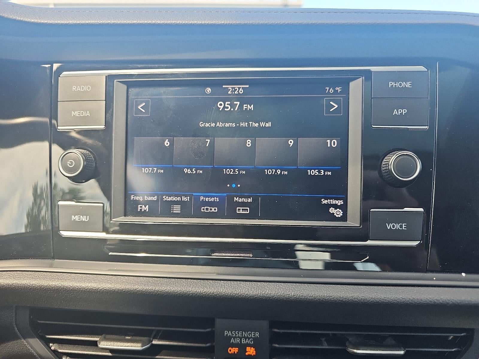 2024 Volkswagen Jetta SE Auto