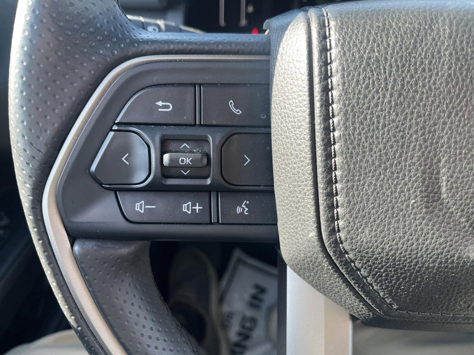 2025 Toyota 4Runner SR5 4WD (GS)