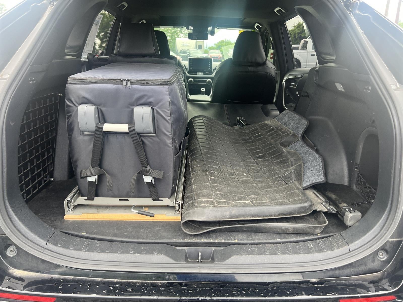 2019 Toyota RAV4 Hybrid XSE AWD (Natl)