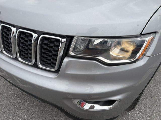 2020 Jeep Grand Cherokee Laredo E 4x4