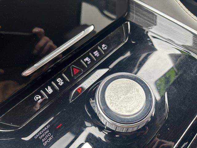 2022 Jeep Wagoneer Series II 4x4