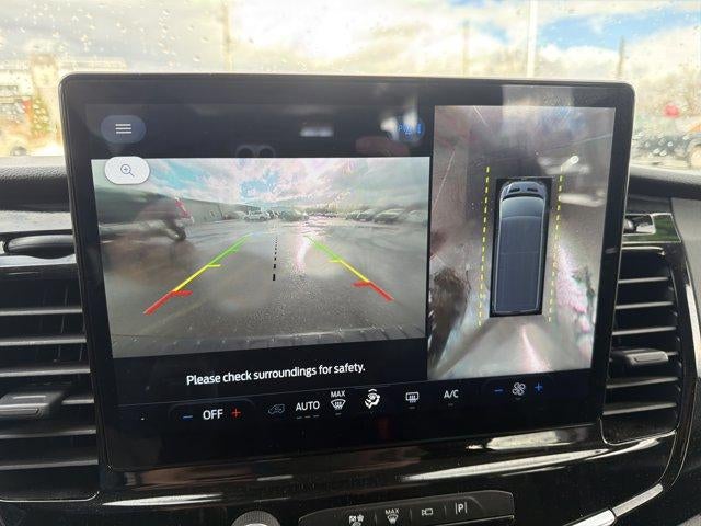 2023 Ford Transit Passenger Wagon T-350 148" Low Roof XLT RWD