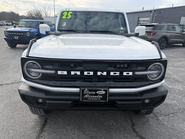 2025 Ford Bronco Outer Banks 4 Door 4x4
