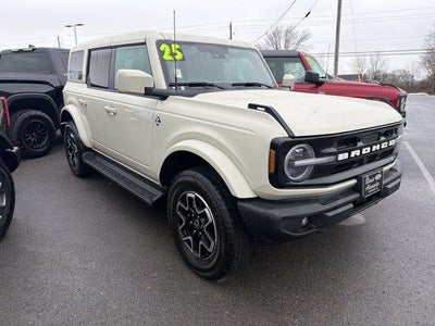 2025 Ford Bronco Outer Banks 4 Door 4x4