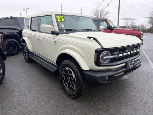 2025 Ford Bronco Outer Banks 4 Door 4x4