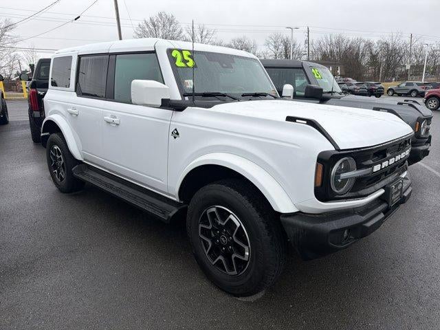 2025 Ford Bronco Outer Banks 4 Door 4x4