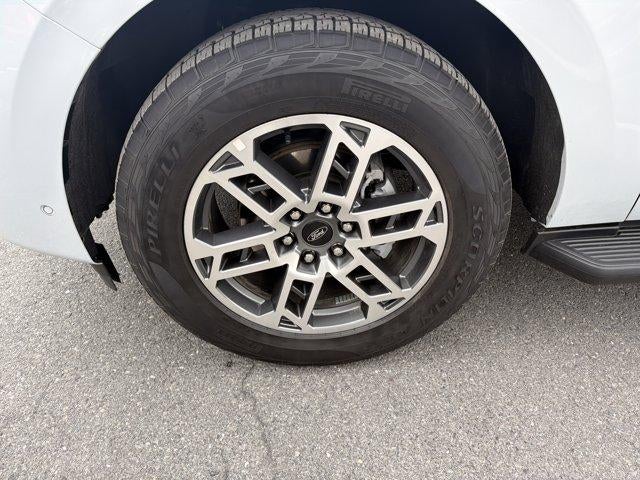 2025 Ford Expedition Max Active 4x4