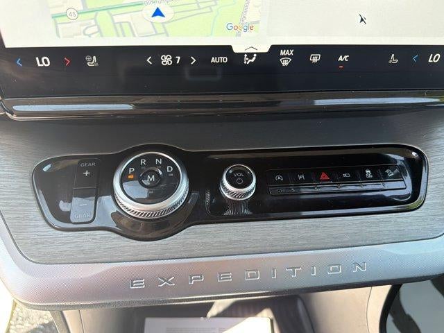 2025 Ford Expedition Max Platinum 4x4