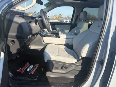 2025 Ford Expedition Max Platinum 4x4