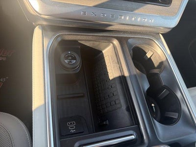 2025 Ford Expedition Max Platinum 4x4