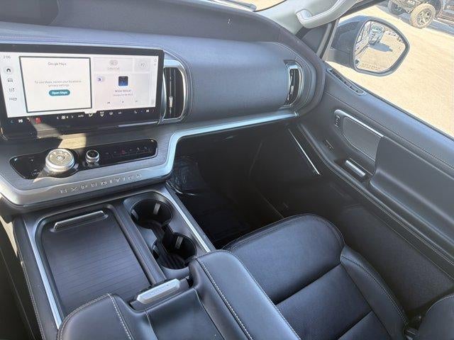 2025 Ford Expedition Max Platinum 4x4