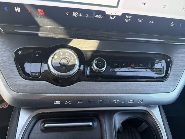 2025 Ford Expedition Max Platinum 4x4