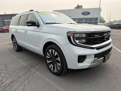 2025 Ford Expedition Max Platinum 4x4