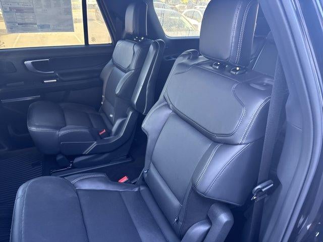 2025 Ford Expedition Max Platinum 4x4