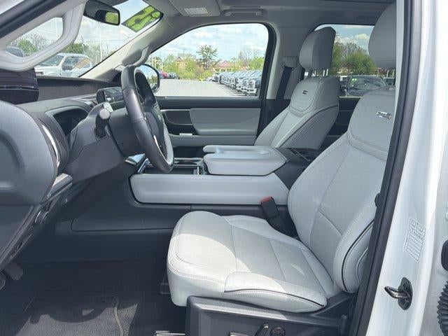 2025 Ford Expedition Max Platinum 4x4