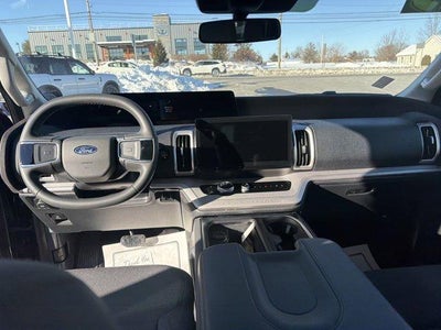 2025 Ford Expedition Active 4x4