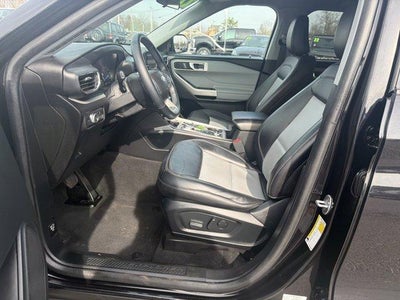 2022 Ford Explorer XLT 4WD