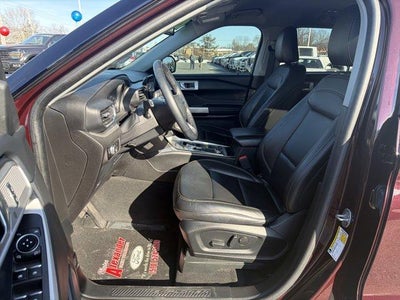 2023 Ford Explorer XLT 4WD