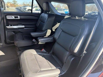 2023 Ford Explorer XLT 4WD