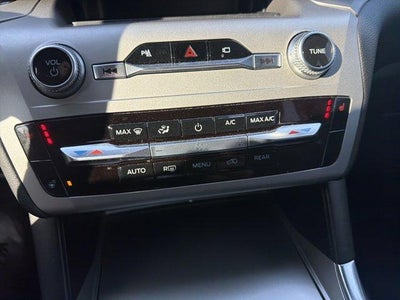 2023 Ford Explorer XLT 4WD