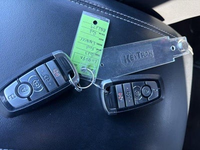 2023 Ford Explorer XLT 4WD