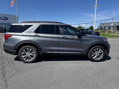 2022 Ford Explorer XLT 4WD