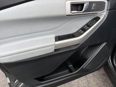 2022 Ford Explorer XLT 4WD