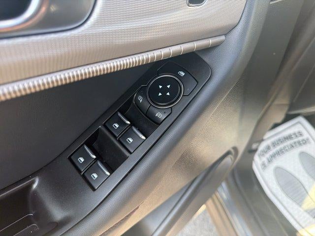 2025 Ford Explorer Active RWD