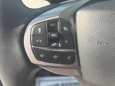 2025 Ford Explorer Active RWD