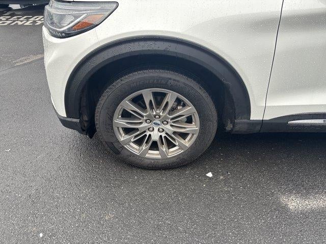 2025 Ford Explorer Active 4WD