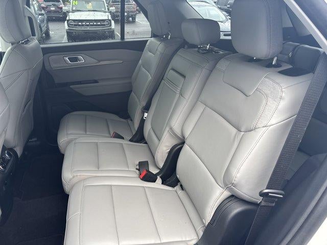 2025 Ford Explorer Active 4WD