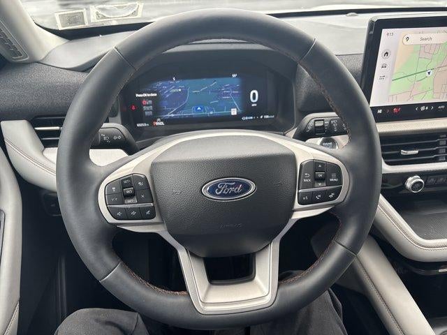 2025 Ford Explorer Active 4WD