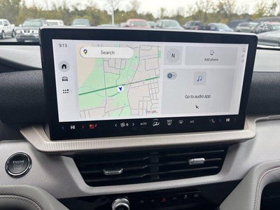 2025 Ford Explorer Active 4WD