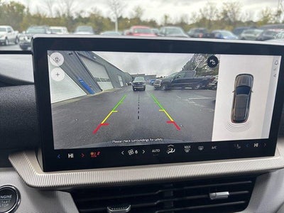 2025 Ford Explorer Active 4WD