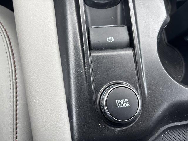 2025 Ford Explorer Active 4WD