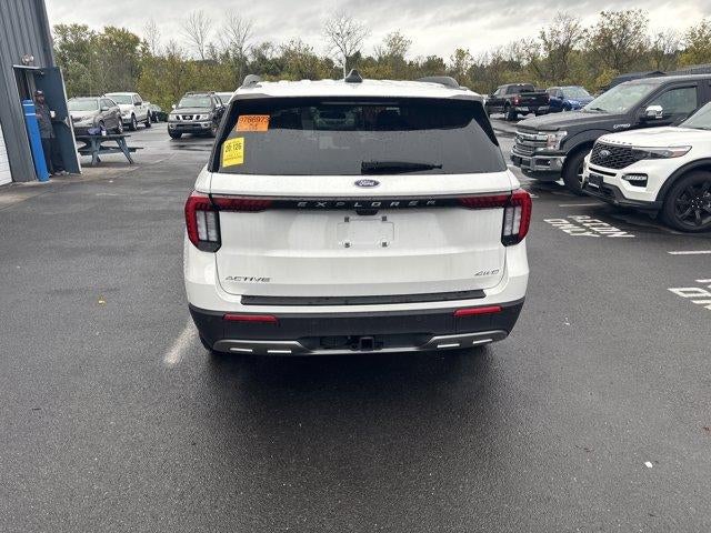2025 Ford Explorer Active 4WD