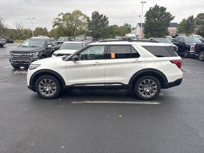 2025 Ford Explorer Active 4WD