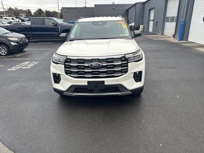 2025 Ford Explorer Active 4WD