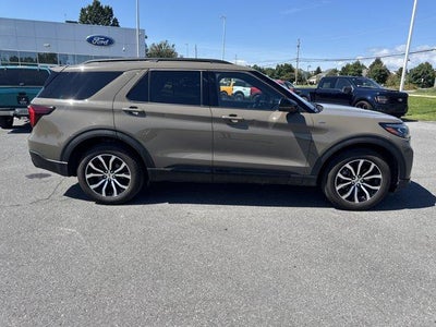 2026 Ford Explorer ST-Line 4WD