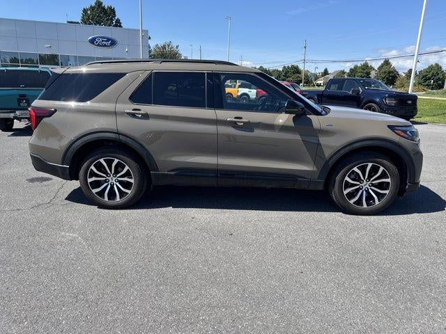 2026 Ford Explorer ST-Line 4WD
