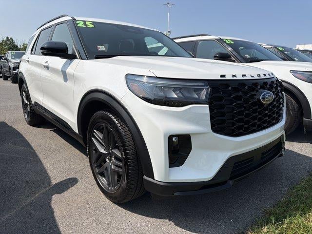 2025 Ford Explorer ST 4WD